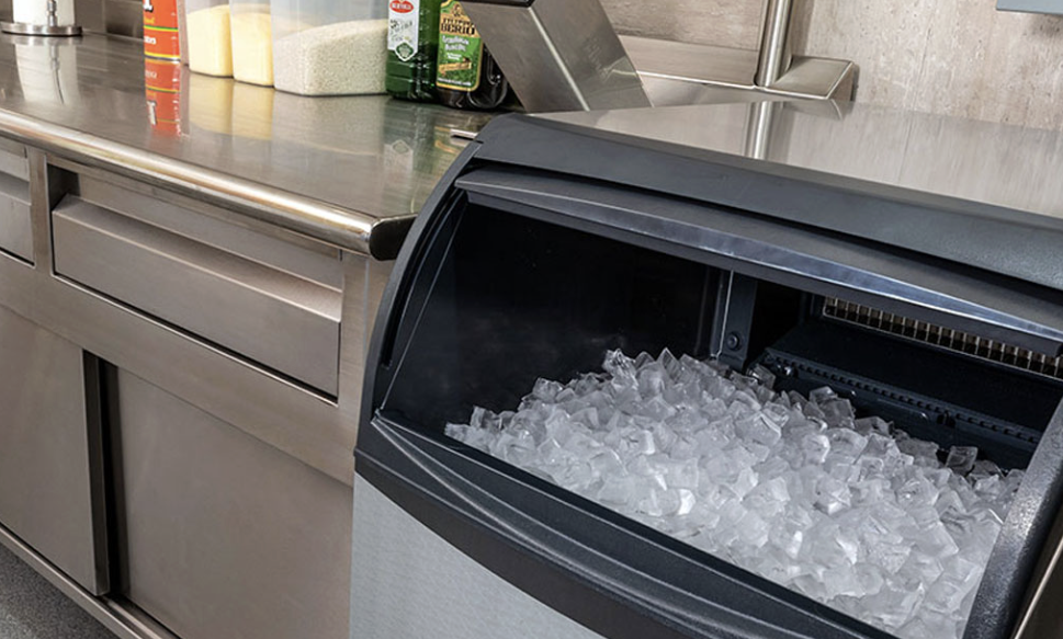 Commercial ice machine installation and repair in London